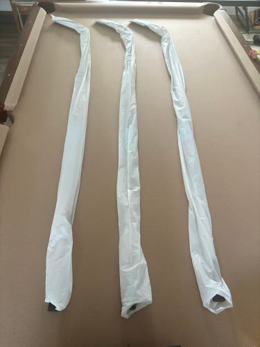 Senior Bauer Vapor FlyLite Right Handed Hockey Stick P92 (New)