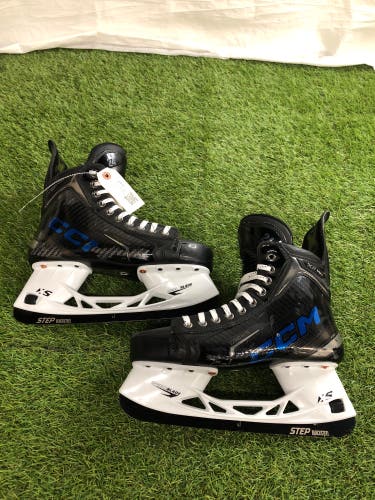 Senior CCM Tacks XF Pro Hockey Skates Pro Stock 8 (Used)