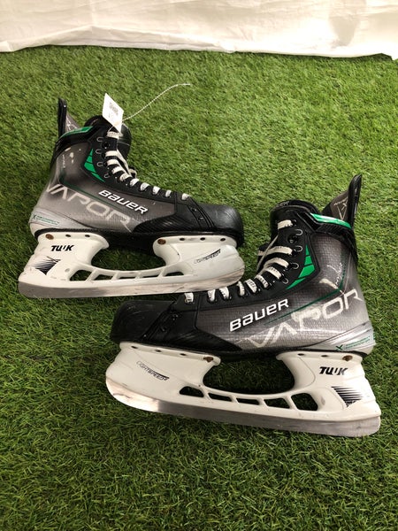 Senior Bauer Vapor Hyperlite Hockey Skates Pro Stock 11.5 (Used)