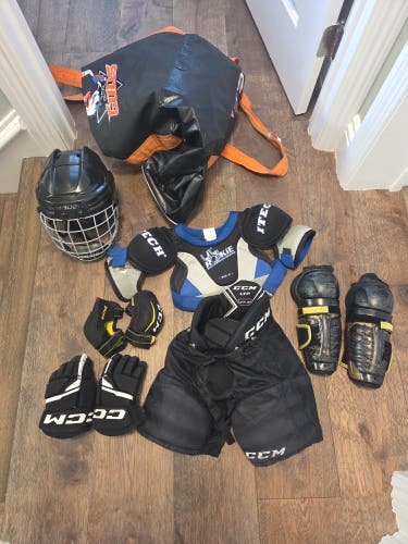 Youth small Starter Kit with player bag (Used)