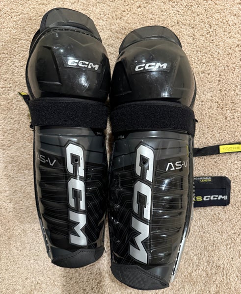 Junior CCM Tacks AS-V 13" Shin Pads (Used)