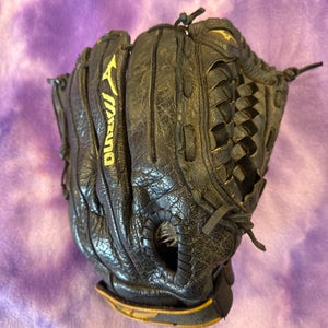 Black Mizuno Power Close RH Pitcher's Baseball Glove 11.5" (Used)