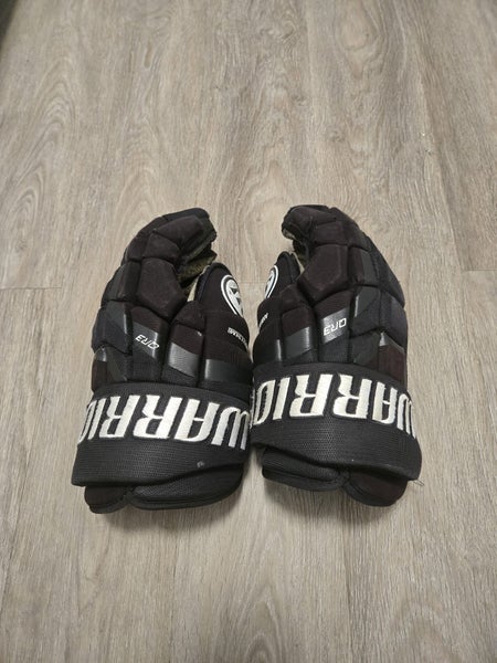 Warrior QR3 Gloves 15" (Used)