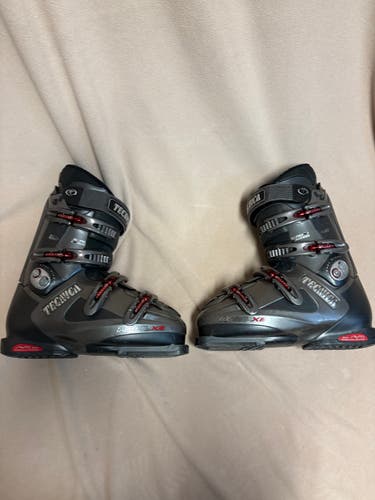 Mondo 27 & 27.5 Unisex Tecnica Rival X8 All Mountain Rival X8 Ski Boots (Used)