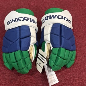 Carolina Hurricanes Sher-Wood Rekker Gloves Pro Stock (New) Item#SRWH