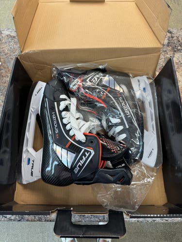 True HZRDUS 9X Hockey Skates - Size 8.5 (New)