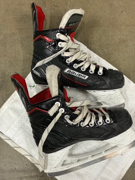 Junior 2.5 Bauer NSX Hockey Skates (Used)