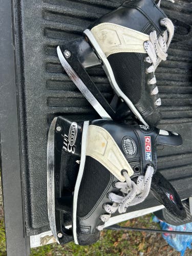 CCM HOCKEY Skates - Tacks 159 Youth