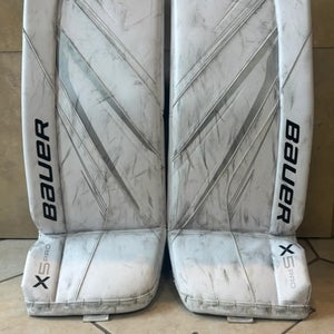 Small (INT) (30+) Bauer Vapor X5 Goalie Leg Pads (Used)