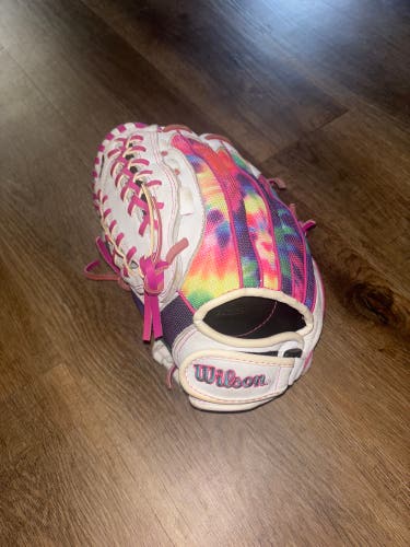 Wilson Aura LHT 12”/12.5” Fastpitch Softball Glove - Great Used Condition!