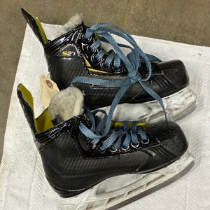 Youth Bauer Supreme S27 Hockey Skates Regular Width 11 (Used)