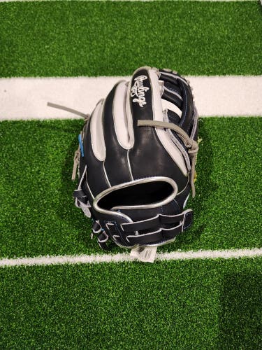 2025 Rawlings RH Infield Heart of The Hide Softball Glove 11.75" (New)