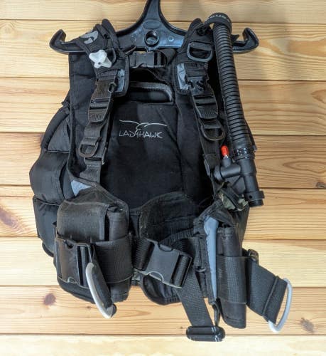 Scubapro LadyHawk Women's Scuba Dive Weight Integrated BCD BC Size Small  NICE!!