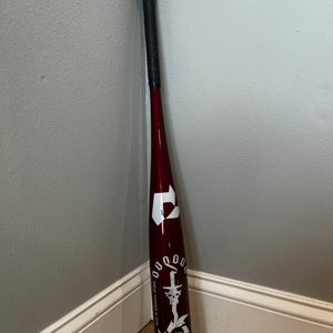 ALMOST NEW 2025 DeMarini Voodoo Alloy USSSA Certified Bat (-8) 22 oz 30"