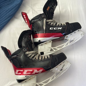 Senior CCM Extra Wide Width  Size 6.5 JetSpeed FT4 Pro Hockey Skates