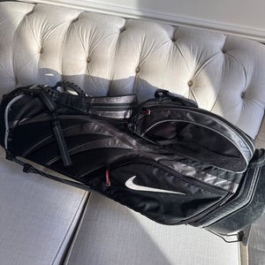 Men's Nike Bag (Used)