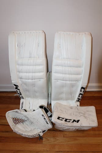 34+1 CCM EFlex 2 860, CCM EFlex 400 Full Right Blocker, CCM EFlex 760 Full Right Glove