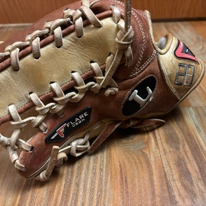 Louisville Slugger Pro Flare LH Outfield Baseball Glove 12.75" (Used)