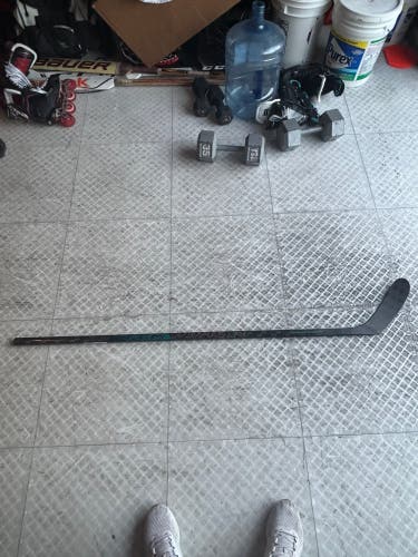 Junior CCM Vizion Left Hand Hockey Stick 50 Flex P28 +1/4 (Used 1 time practically brand new)
