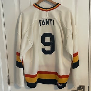 Authentic Vintage CCM Vancouver Canucks Tony Tanti Jersey White Skate Size XL