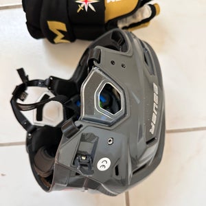 Medium Bauer Re-Akt 155 Helmet (New)
