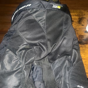 Men's Youth Medium Bauer Supreme 3S Hockey Pants (Used)