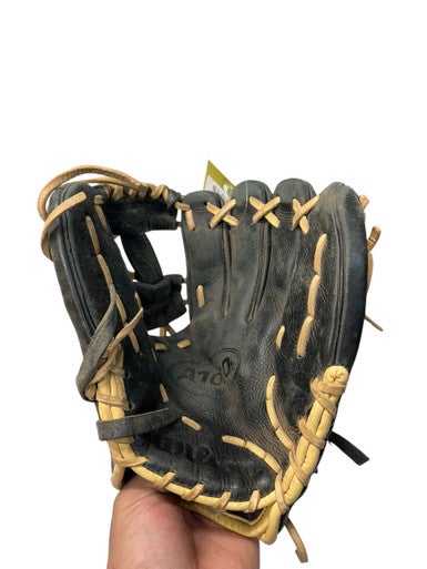 Used Wilson A1000 BB/SB Glove RH Throw Black 11 1/2" 11835-S000198223