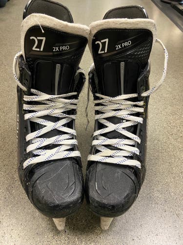 Bauer Vapor Hyperlite Hockey Skates Pro Stock 9 (Used)