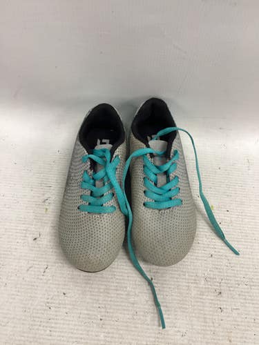 Used Dsg Soccer Cleats Grey Youth 09.0 11851-S000037861