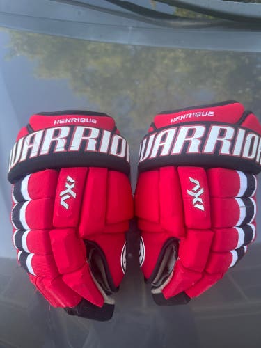 Warrior AX1 Pro Gloves 14" Pro Stock (Used)