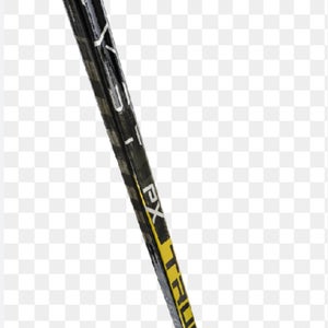 Senior True Catalyst 9X Right Handed Hockey Stick Toe Pattern (New) 75 Flex TC4