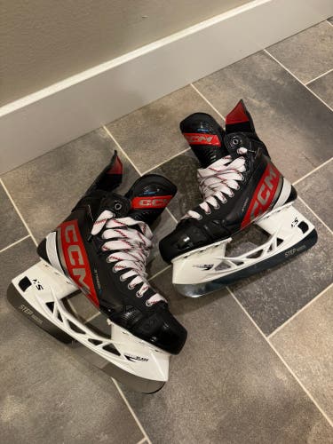 2024 CCM JetSpeed FT6 Pro Hockey Skates Narrow Width 9 (New)