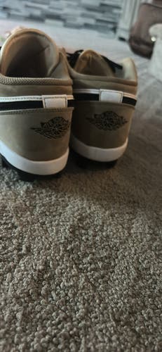 Gray Men's Size M 8.5 (W 9.5) Adult Air Jordan Metal Cleats (Used)