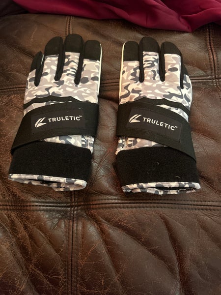 Large Batting Gloves (New)
