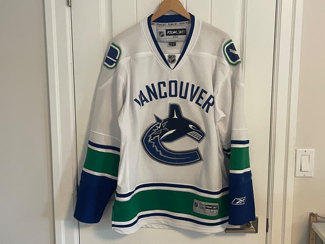 Authentic Reebok Vancouver Canucks White Away Orca Jersey Size Medium
