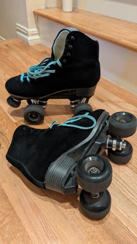 Sure-grip Boardwalk Roller Skates Regular Width Size 7 (Used)