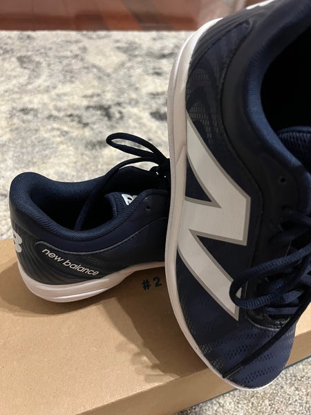 Blue Kid's 5.5Y (Big Kids / Youth) Youth New Balance 4040v7 Low Top Molded Cleats (New)