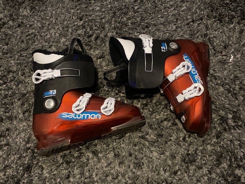 Mondo 26 & 26.5 Unisex Salomon T3 rt All Mountain Ski Boots Soft Flex (Used)
