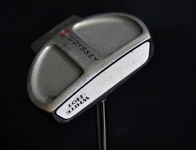ODYSSEY 2 BALL WHITE HOT PUTTER LENGTH: 33.5 IN RIGHT HANDED NEW GRIP