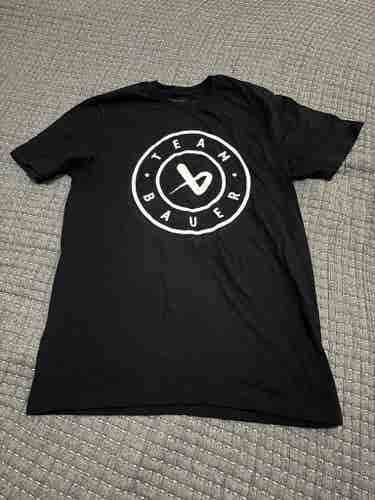 Bauer Hockey Short Sleeve Shirt, Size Adult Small