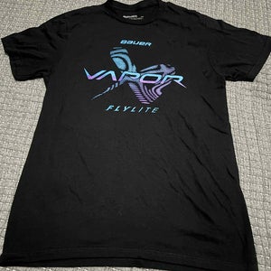 Bauer Hockey Vapor Flylite Short Sleeve Shirt. Size Adult Small