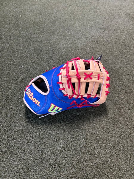 Wilson RH First Base A2000 Baseball Glove 12.5" (New)