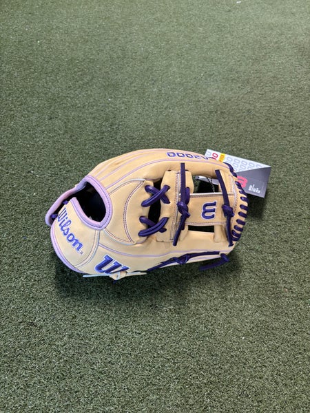 Wilson RH Infield A2000 Softball Glove 12" (New)