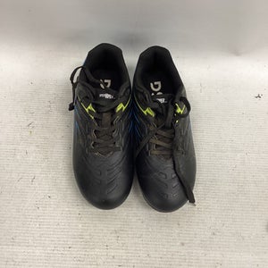 Used Dsg Soccer Cleats Black Youth 12.0 11851-S000037915