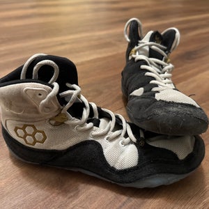 (Used) Rudis men’s 6.5 wrestling shoes
