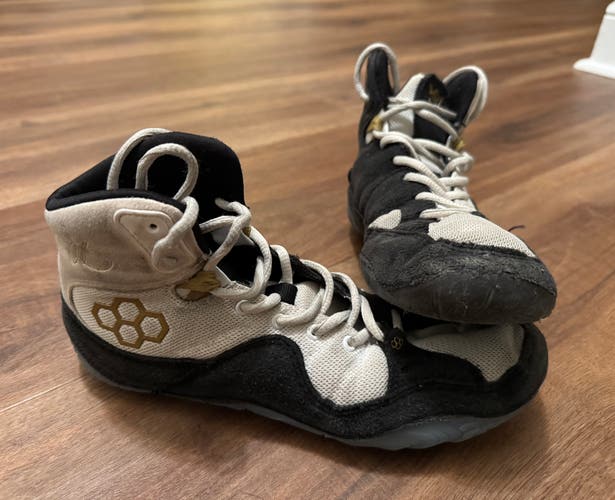 (Used) Rudis men’s 6.5 wrestling shoes