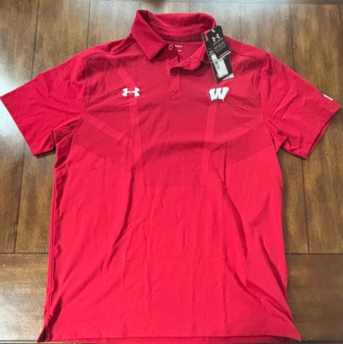 Wisconsin Badgers Under Armour Polo Adult Size Medium NWT