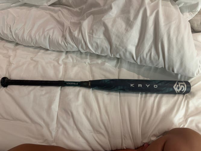 2025 Louisville Slugger Kryo Composiste Bat (-10) 23 oz 33" (New)