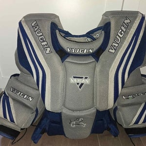 Medium Vaughn Ventus SLR Goalie Chest Protector (Used)