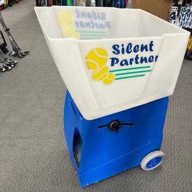 Used SILENT PARTNER TENNIS BALL MACHINE 11855-S000191088